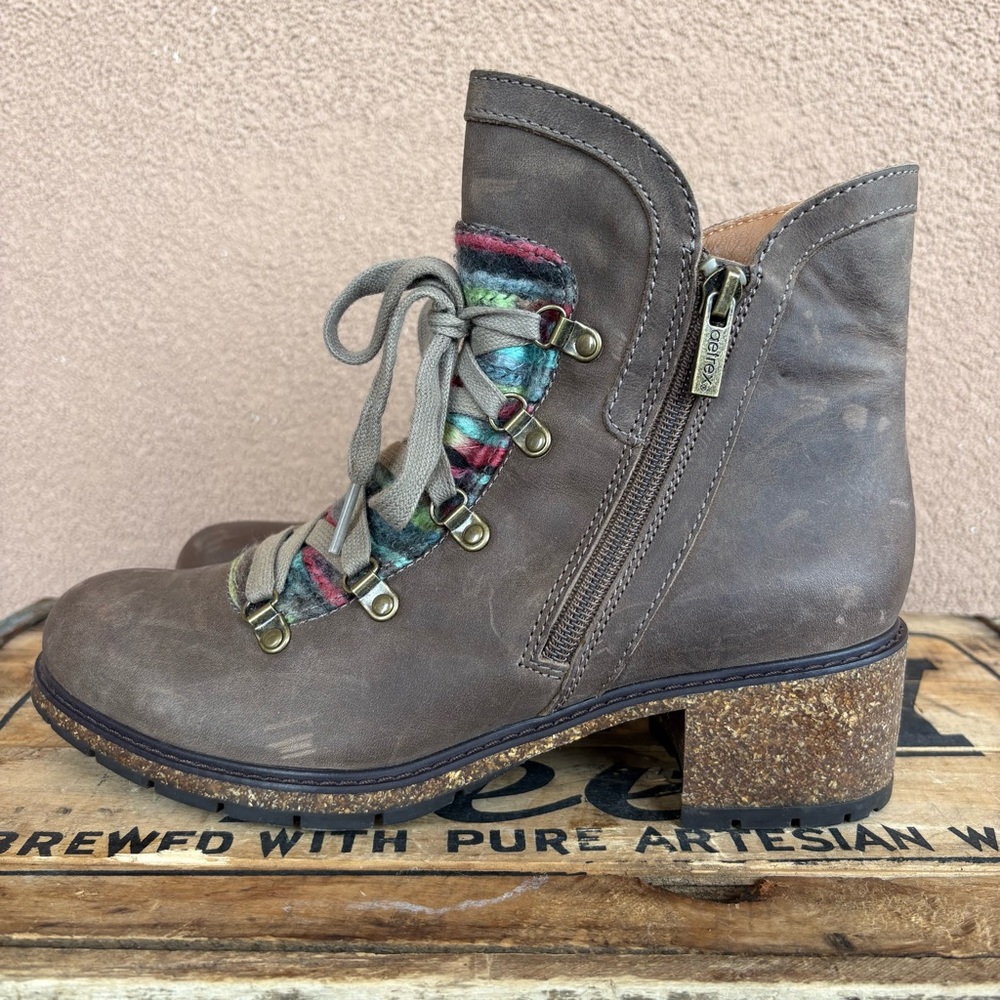 Series Joleen Arch Support Boot In Dark Taupe